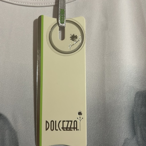 Elegant Dolcezza Black and Gray Floral Women's Top - Picture 3 of 6